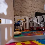 Casa Vieja De La Abuela * Fuentesauco de Fuentiduena