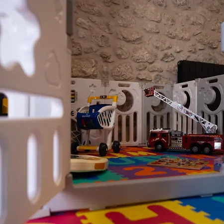 Casa Vieja De La Abuela * Fuentesauco de Fuentiduena